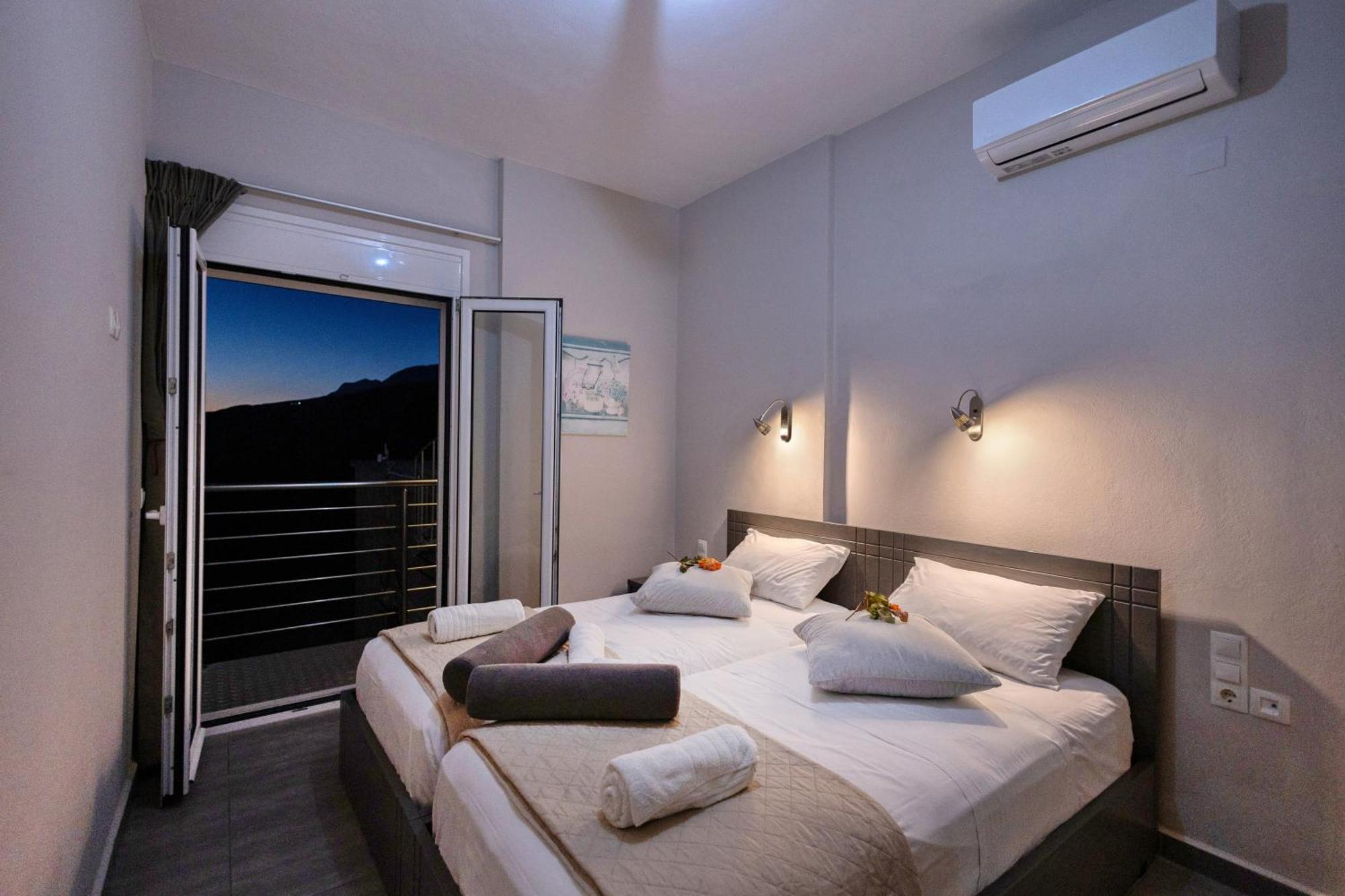 Akrotiri Panorama- Luxury Rental Apartments With Sea View Rodakino Extérieur photo