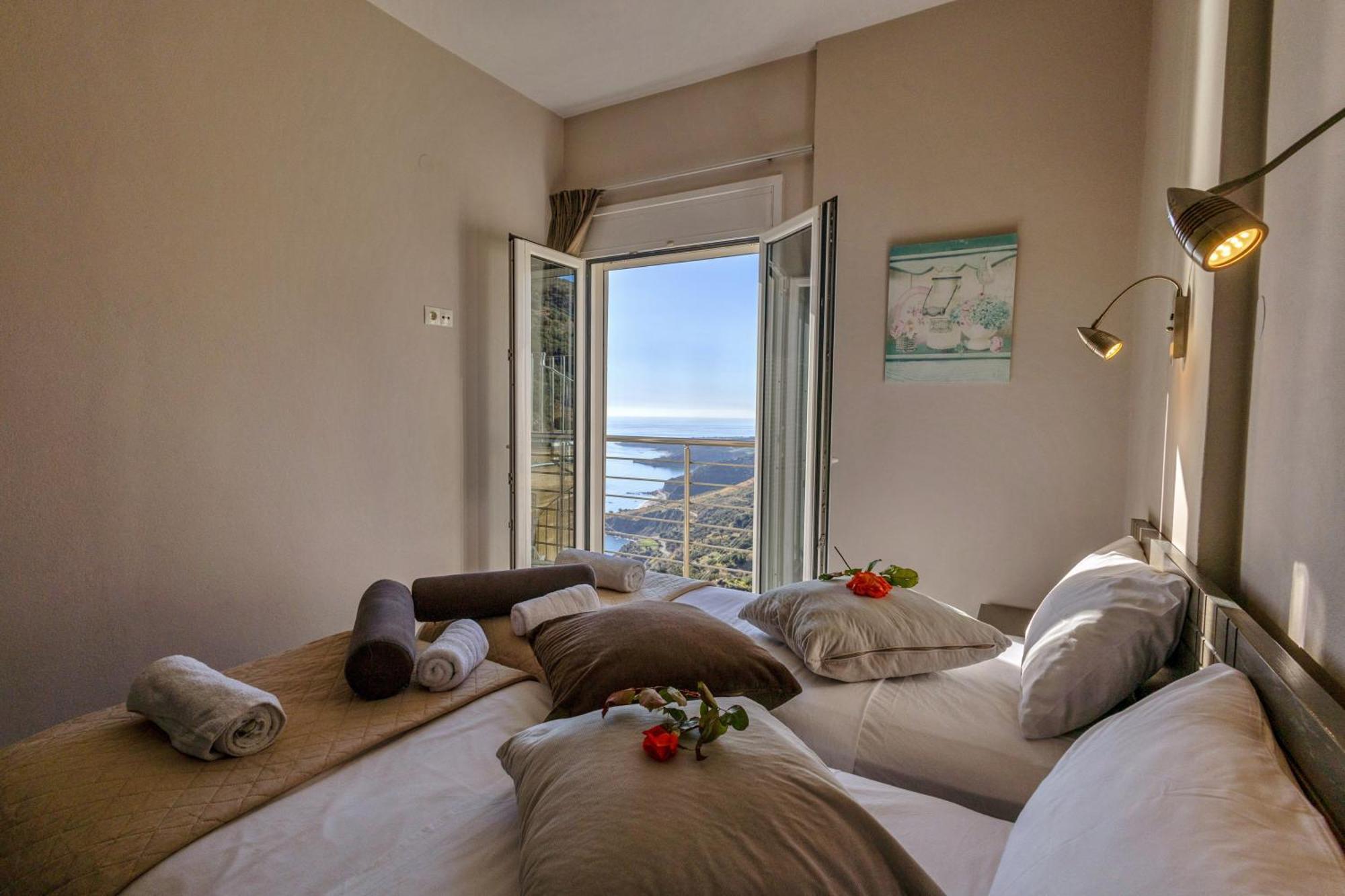 Akrotiri Panorama- Luxury Rental Apartments With Sea View Rodakino Extérieur photo